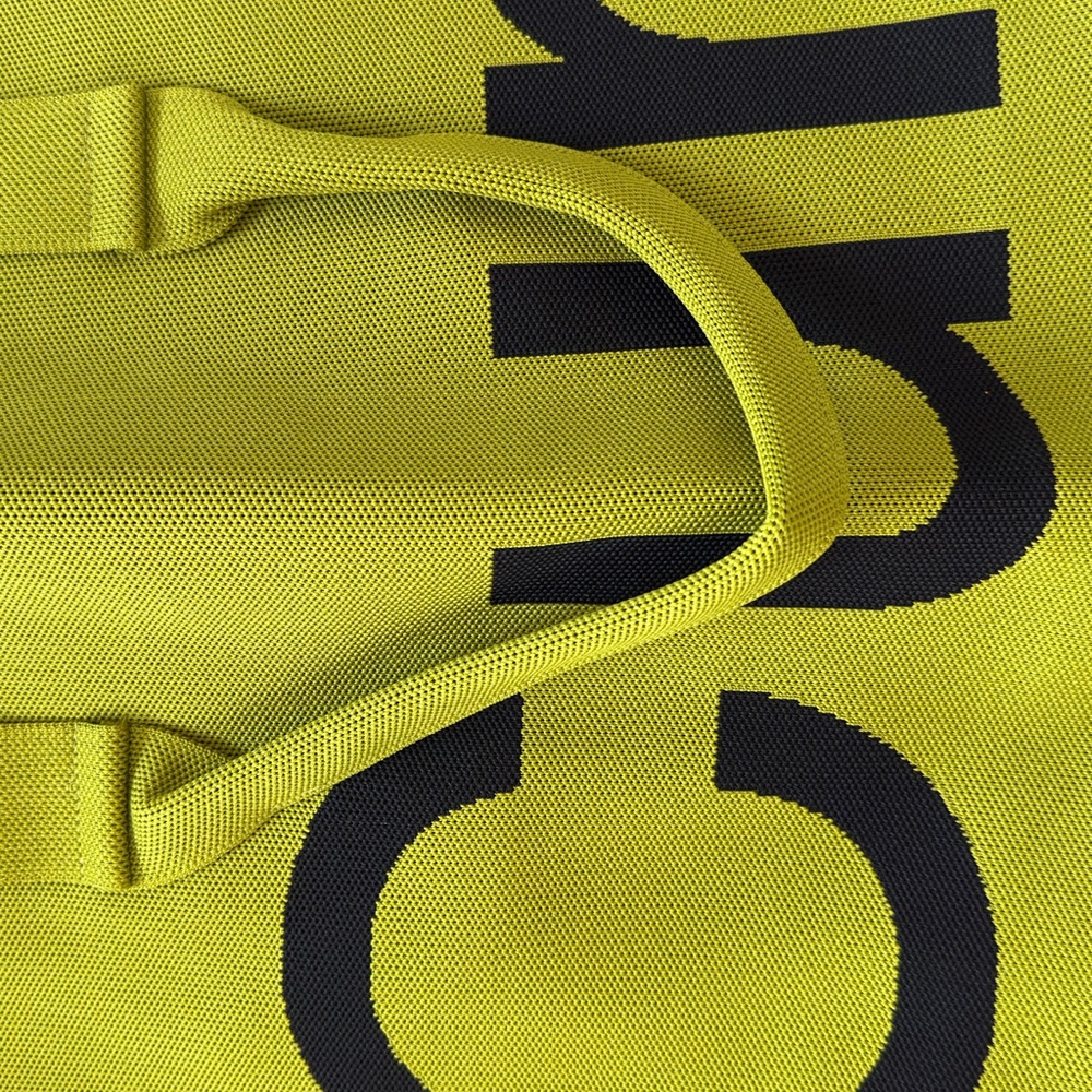 Curves Knit Tote (Lemongrass)